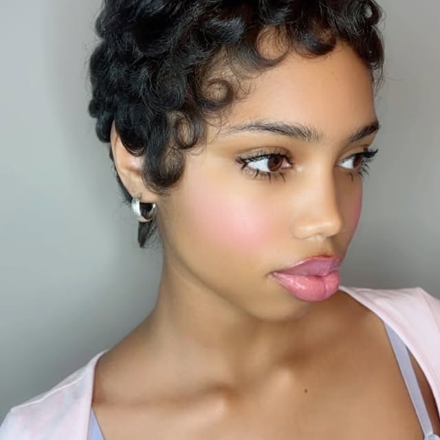 #melissamariabrand #dmvhairstylist #rawhairvendor #blushplatinumstarvirginindianhairline #indianwavy