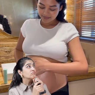 🌟 Why Choose a Doctor for Laser Hair Reduction? | Safe, Effective & Customized 🌟

Tired of unwante