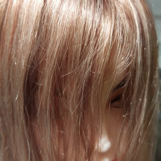 URGENT 
JE suis à la recherche d'une personne expérimentée pour retoucher mon site web  et gérer les
