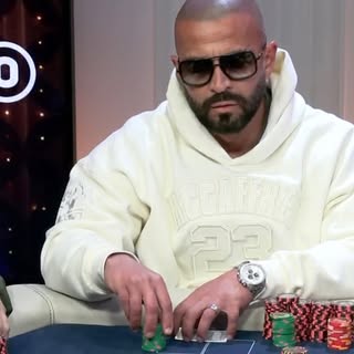 When u know all the money is about to go in 😅🥶

#poker #allin #joesgame #fullmicro #scalpmicropigm