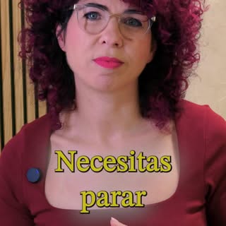 ✨ Hay personas que siempre están para todos, pero nunca para sí mismas.

Y se nota en el cansancio, 