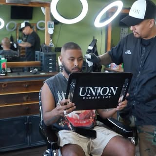 From start to finish: a glimpse into my first session of scalp micropigmentation. Excited to share t