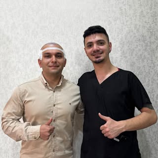 İşlem başlamadan önce en önemli adım 👇
Ön çizgi çizilir, hastamıza tek tek anlatılır. Çünkü doğal s