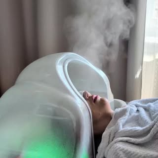 ✨ Złoty moment dla Twoich włosów i skóry głowy ✨

Podczas tajwańskiego rytuału Head SPA każdy elemen