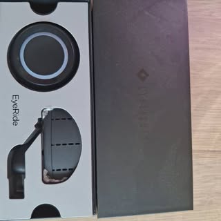 Bonjour,
Je vends un eye rider neuf, acheté en décembre encore sous garantie 6 mois. Je n’en ai malh