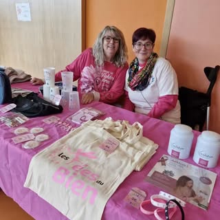 Journée pour le tournoi de Futsal avec Les Fées du Bien, pour Octobre Rose :

Goodies, ateliers bien