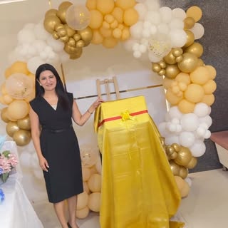 Launching Something Exciting…🌸✨

Stay Tuned!!!☺️☺️
.
.
.
#drgeetikapaul #skincare #beauty #antiagin