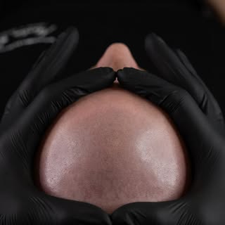 Eine Haarpigmentierung ist nur gut, wenn niemand sieht, dass du eine Haarpigmentierung hast! ❤️
____