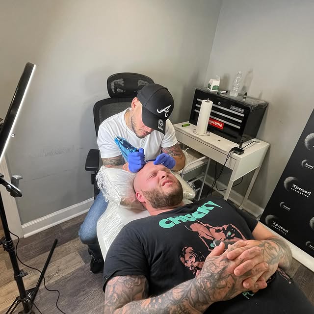Had to bless the dog whisperer @dogtor__doolittle 
He was complaining about thinning and receding in