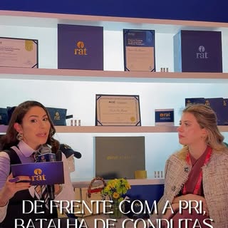 “No que você pensa quando vê uma mulher com muita queda?”

Essa pergunta da Dra. Priscila Barreto no