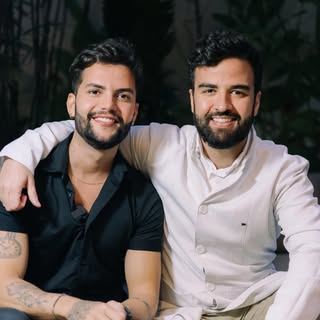Há oito meses, o transplante capilar mudou totalmente minha autoestima, graças ao @drpabloauad 

Voc