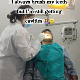 🦷 𝐃𝐨𝐜, 𝐈 𝐛𝐫𝐮𝐬𝐡 𝐦𝐲 𝐭𝐞𝐞𝐭𝐡 𝐞𝐯𝐞𝐫𝐲 𝐝𝐚𝐲... 𝐬𝐨 𝐰𝐡𝐲 𝐚𝐦 𝐈 𝐬𝐭𝐢𝐥𝐥 𝐠𝐞𝐭�