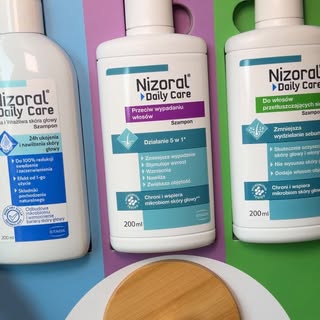 [współpraca reklamowa @nizoral_poland]

💁🏻‍♀️Przy problemie nadmiernego wypadania włosów większość