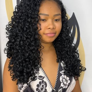 ✨ Nem sempre o problema está no cabelo. Às vezes, está na falta de orientação certa.

Ela chegou des