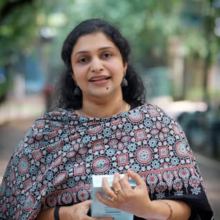 ഓരോ മുടികൊഴിച്ചിലിനും പിന്നിൽ ഓരോ കാരണങ്ങളുണ്ട്. ആ കാരണം കണ്ടെത്തുകയാണ് പരിഹാരത്തിലേക്കുള്ള ആദ്യപടി.