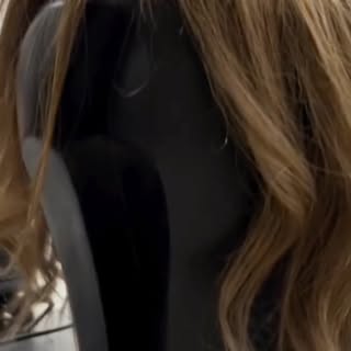 ¿Sabías que peinar una prótesis capilar es tan fácil como peinar un cabello natural?

Solo hay un pe