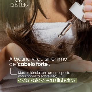 A biotina se tornou uma das vitaminas mais associadas ao crescimento e fortalecimento dos cabelos. M