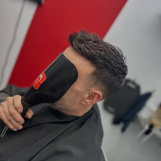 @truhair_uk 👀#hairreplacement #hairreplacementsystem #hairtutorial #hairloss #hairlosstreatment #ha