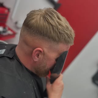 @truhair_uk systems 😉

That confidence boost😮‍💨
#hairloss #hairlosshelp #hairlosssolutions #hairl