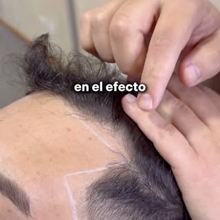 Uno de los errores más comunes es pensar que la micropigmentación puede crear cabello donde no lo ha