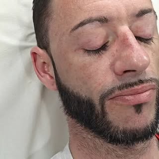 Repoblando cejas masculinas con micropigmentación! 💪 No dudes en tener una cita gratuita de informa