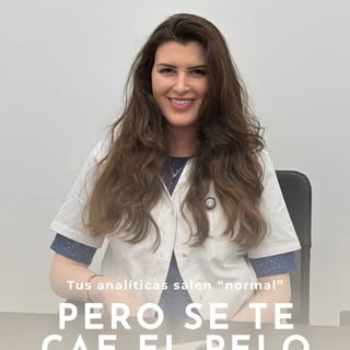 Tu cabello cae. Tus analíticas están bien. Y nadie te da una respuesta.

La caída de cabello no tien