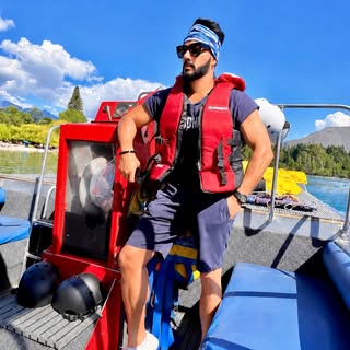 Parasailing 🪂 Anyone ? 🔥🔥 Lake Wakatipu, Queenstown 🇳🇿❤️