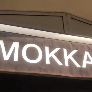 On vous emmène avec nous au salon Le Mokka Coiffure ! Venez découvrir la bonne humeur et l'expertise