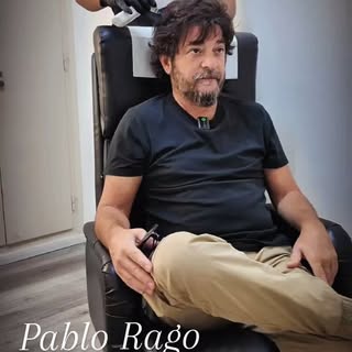 El gran actor argentino, Pablo Rago, tomó la decisión de cuidar su cabello. Su vida artística requie
