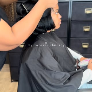 Volume. Glamour. Timeless beauty. ✨

Our Kinky Straight bundles bring the perfect balance of fullnes