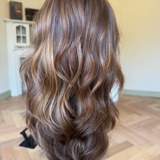 We hebben weer een prachtig haarwerk gefohnd 💁‍♀️
Wil jij ook dat jouw haarwerk weer perfect in mod