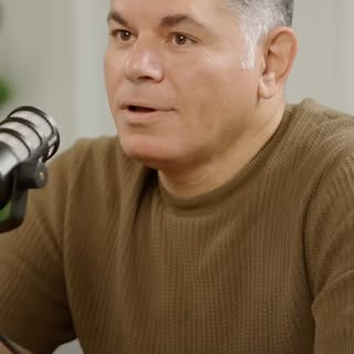 مش كل اللي بيتقال عن زراعة الشعر صح…
ومش كل النتائج اللي بتشوفها على السوشيال ميديا هي الحقيقة كاملة