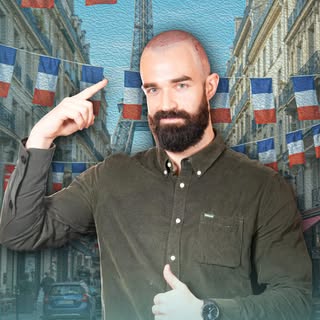 Chaque étape compte vers un nouveau départ capillaire.

De l’analyse à l’implantation, découvrez le 