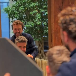 No es solo recuperar el cabello, es recuperar una parte de ti ❤️ 

La adaptación de prótesis y peluc
