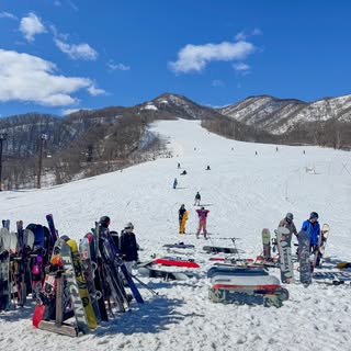 Throwback to Hakuba. The snow wasn’t perfect, but the trip was exactly what I needed. Fresh mountain