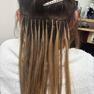 Our expert stylists specialize in seamless blends, volume & length—because your hair deserves the be