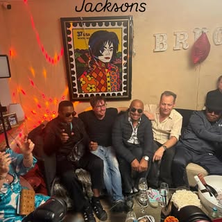 Chillin with the biggest, most famous musician family of all time 🔥 THE JACKSON brothers (Jackie, M