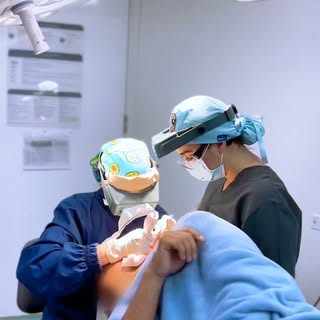 ¡Sí, el trasplante capilar sí FUNCIONA!
.
#fyp #hairtransplant #medellin #hairtransplantcolombia #ha