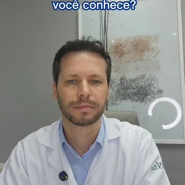 O carcinoma escamoso é um dos tipos mais comuns de câncer de pele e costuma aparecer justamente assi