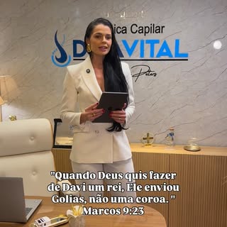 Quando Deus decide te levar para um novo nível, Ele não te entrega uma coroa primeiro. Ele te aprese