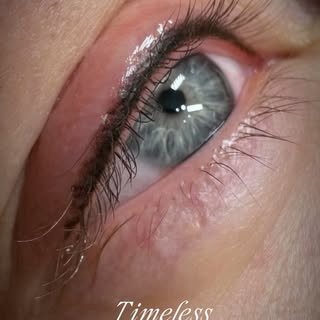 Lash Liner is a subtle enhancement that defines the lash line, creating the illusion of fuller, thic
