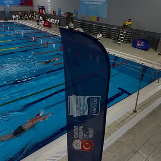 Bugün tüm İstanbul selde kayarken biz havuzda kaydık🏊‍♂️37. Boğaziçi Kıtalararası Yüzme Yarışı elem
