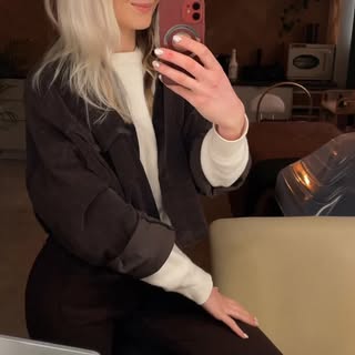 Udało mi się wytrwać! Nawet nie wiem kiedy minęły te 3 lata zapuszczania naturalnie siwych włosów. S