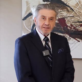Ο Δρ. Σωτήρης Θεοχάρης, ως Πρόεδρος της Ελληνικής Δερματολογικής και Αφροδισιολογικής Εταιρείας, ανα