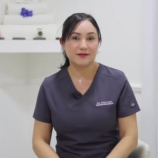 ¿ESCUCHA 🚨‼️
Se te está cayendo el cabello? Podemos ayudarte....✅

La caída del cabello puede tener