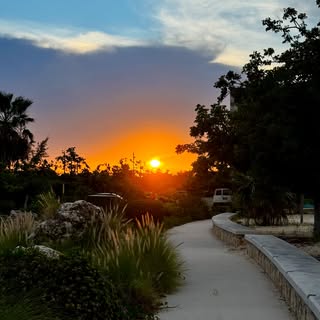 Sunrise run every Thursday morning! #sunrise #cayman #runclub