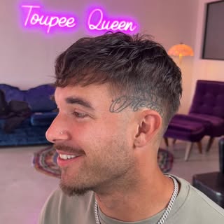 YES I KNOW HE WOULD LOOK GOOD SHAVED… but what if he wants hair….? 😙
#toupee #bald #hair #hairsyste