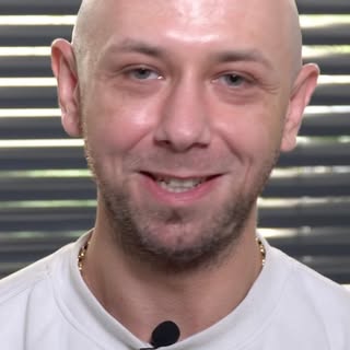 💬 Dla Marcina decyzja o wykonaniu mikropigmentacji skóry głowy była jedną z najlepszych, jakie podj