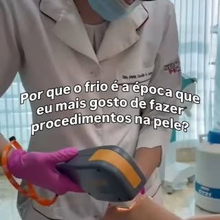 No frio, eu sinto que a gente consegue tratar a pele com mais estratégia.

Não é porque “no verão nã