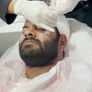We are the one-stop solution to all your skin woes!
We are happy and grateful to serve our all amazi